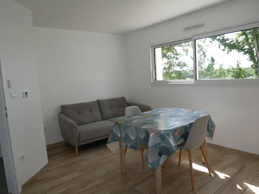 Appt T2 Confortable La Roche-sur-Yon Exterior foto